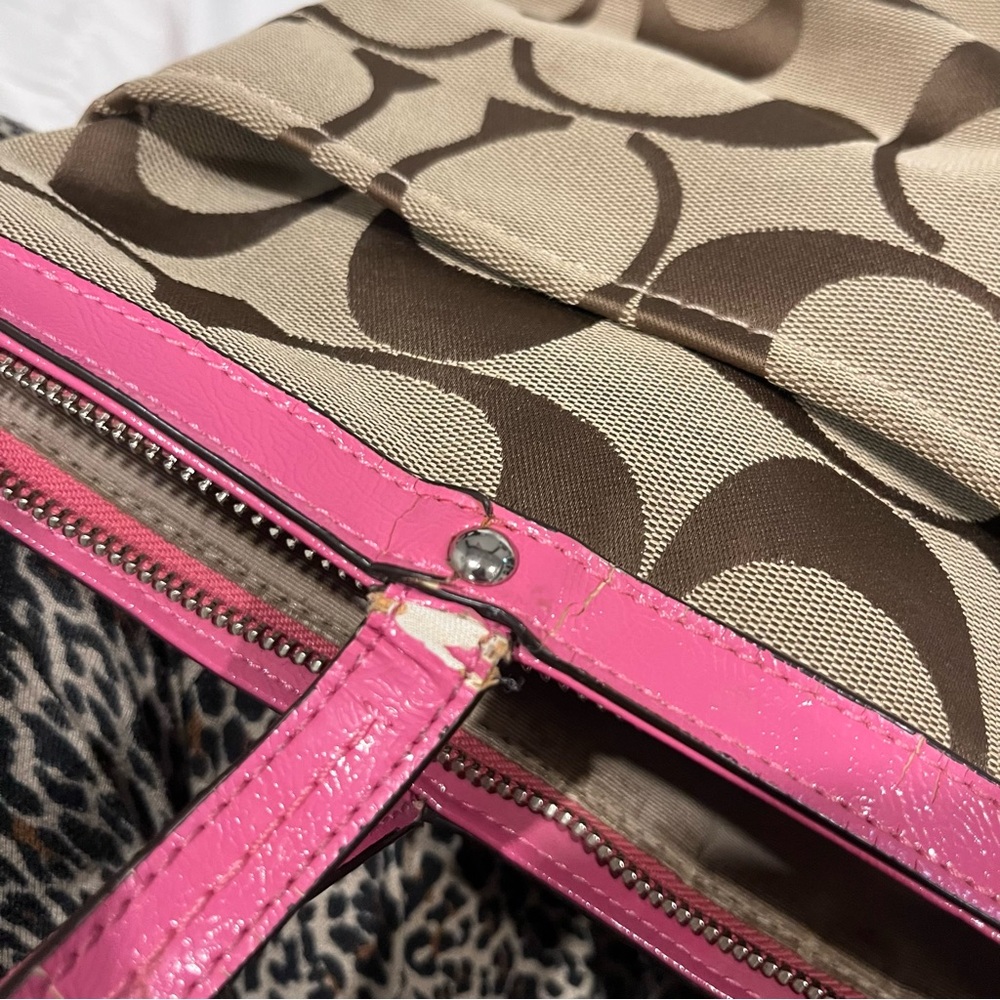 Coach Tote - Picture 9 of 9